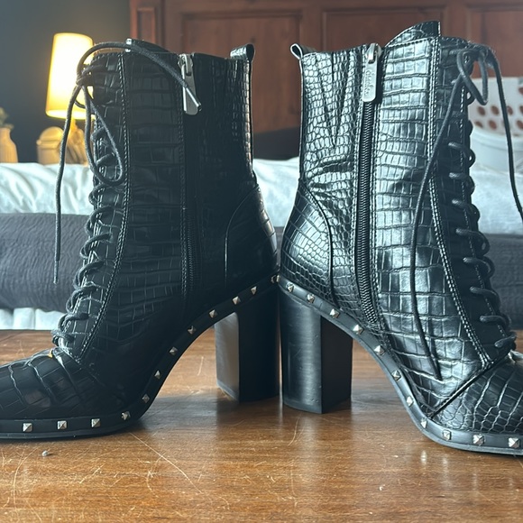 Charles David Duffy studded lace up boots - Picture 3 of 4